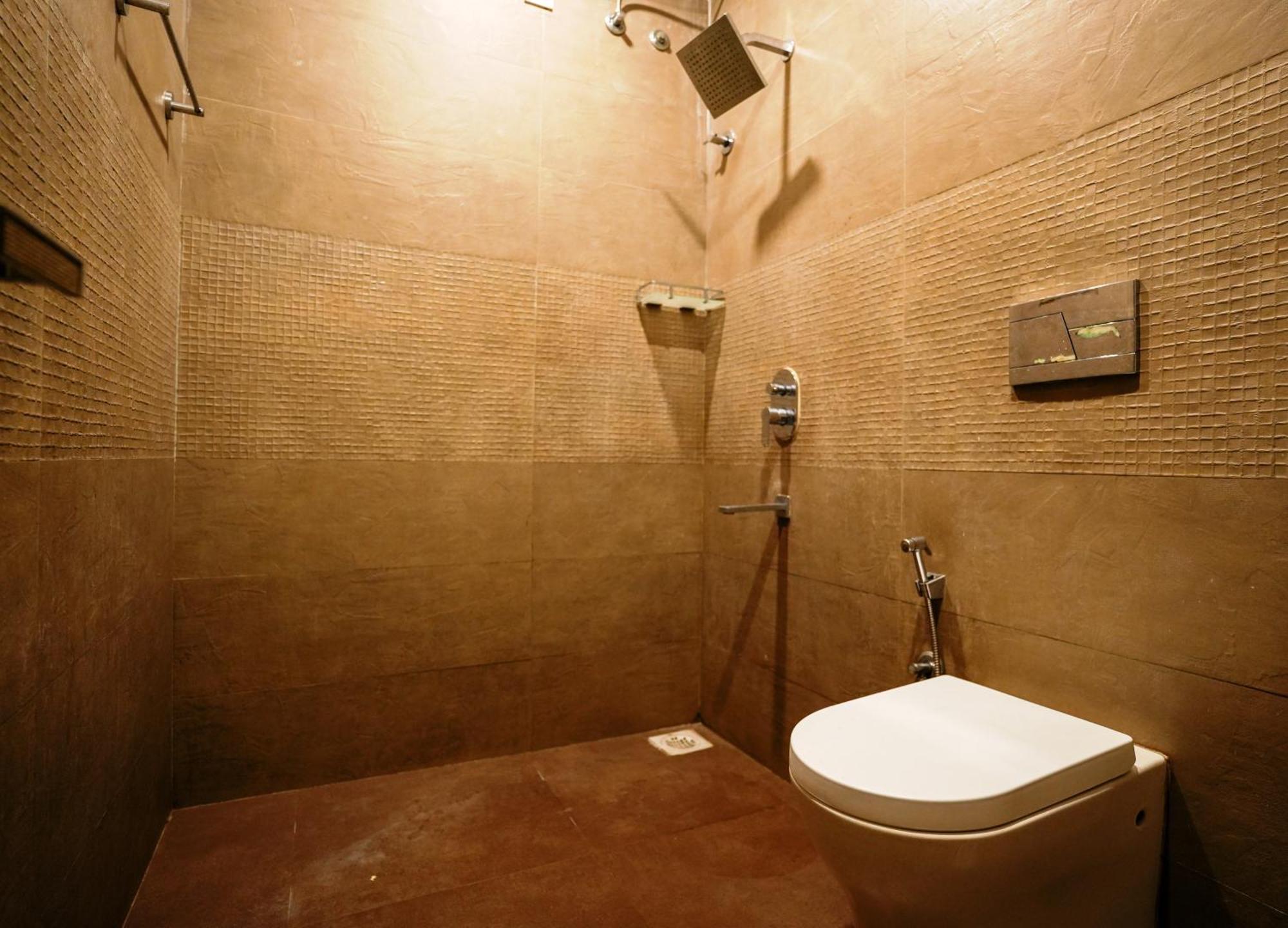 La Courtyard Hotel Puduccseri Kültér fotó